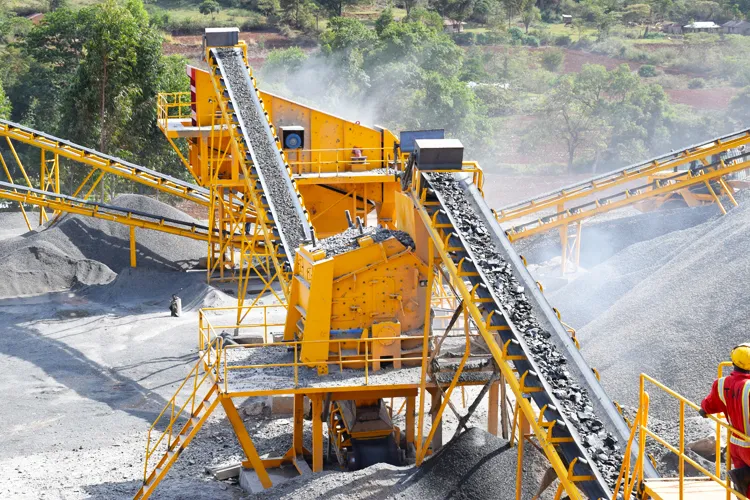 Стационарный дробильный завод по переработке камня