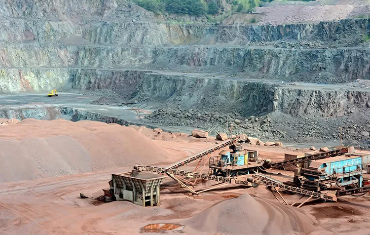 crusher plant,jaw crusher,cone crusher,stone crusher,mining machine,SanMing Machinery,mining machinery,quarry equipment,rock crusher,quarry machine,mining equipment,crusher manufacturers,mobile crusher,aggregates equipment,aggregates machine,crusher supplier,crushing plant cost,Quarrying,Mining project,Wear parts,SanMing crushing plant
